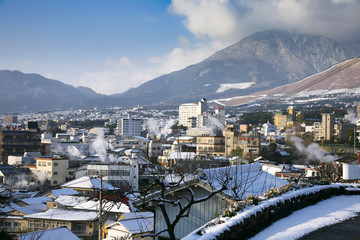 別府　鉄輪温泉の街並み　Beppu hot springs