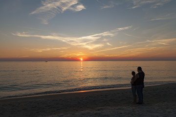 Fototapeta premium romantic couple on florida beach