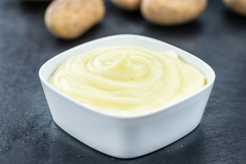 Mashed Potatoes (selective focus)