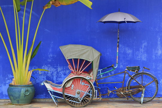 Rickshaw in Cheong Fatt Tze Mansion, Georgetown, Penang Island, Malaysia
