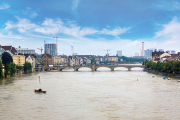 Fototapeta premium Munster and Rhine river in Basel
