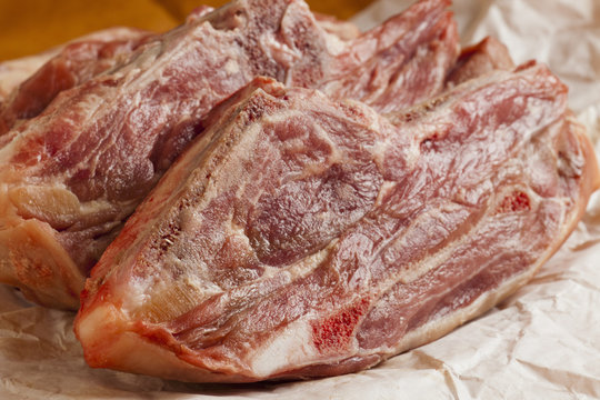 Raw Lamb Shoulder Chops