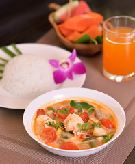Tom-Yum-Goong