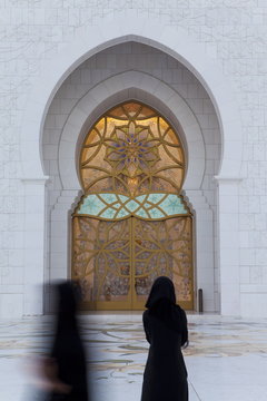 Ornate entrance to the main prayer hall of Sheikh Zayed Bin Sultan Al Nahyan Mosque, Abu Dhabi