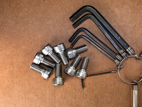 Socket Head Cap Stainless steel Screw and L-Wrench