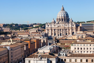 Fototapeta na wymiar view of Basilica in Vatican and street in Rome