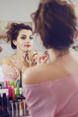 girl doing makeup