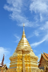 Fototapeta premium golden pagoda contain Buddha ash on Wat Phrathat Doi Suthep ancient temple in Thailand