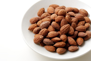 アーモンド　Almond