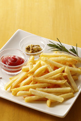 フライドポテト　French fries