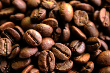 Obraz na płótnie Canvas Closeup of coffee beans for background/texture