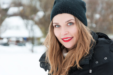 Winter look of attractive lady wearing hat