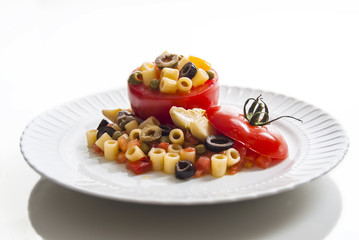 pasta fredda con pomodoro ripieno e verdure-2