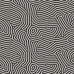 Fototapeta premium Organic Irregular Rounded Lines Vector Seamless Black and White Pattern.