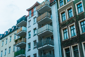 Obraz premium old fashioned row houses at east berlin