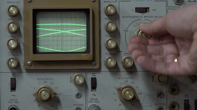 Oscillograph, allows observation of constantly varying signal voltages