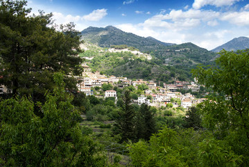 Fototapeta na wymiar small village in the mountains