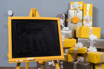 empty yellow tripod