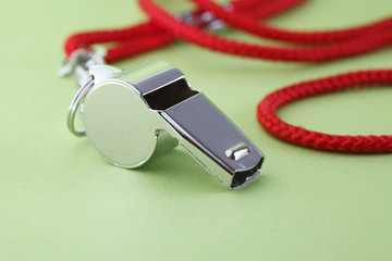 Metal whistle