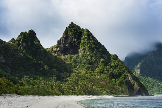 White sand beach on Ofu Island, Manua Island group, American Samoa, South Pacific