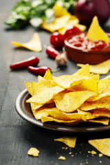 Nachos with Vegetables and dip