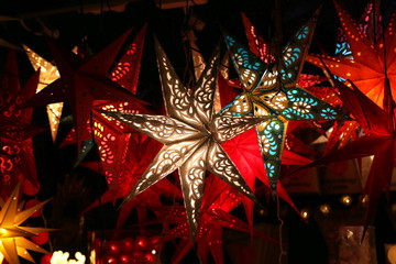 Star lanterns / A background of star lanterns
