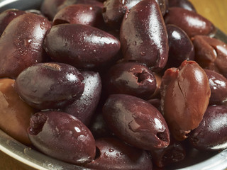 Pitted black olives