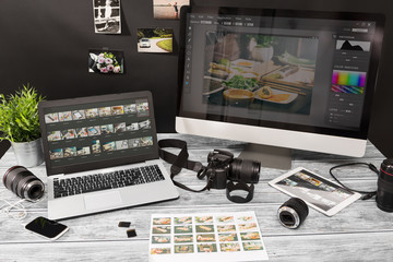 Photographers computer with photo edit programs. - obrazy, fototapety, plakaty