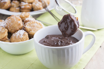 Chocolate with buñuelos
