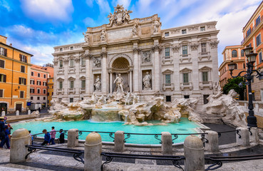 Trevi Fountain (Fontana di Trevi) in Rome, Italy. - obrazy, fototapety, plakaty