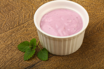 Yoghurt with blueberries