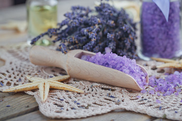 Composition of spa treatment with natural sea salt and aromatic