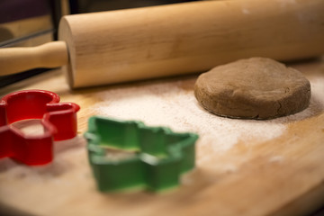 Making Christmas gingerbread cookies