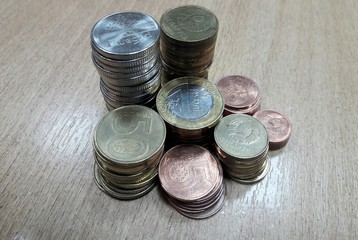 Стопки белорусских монет