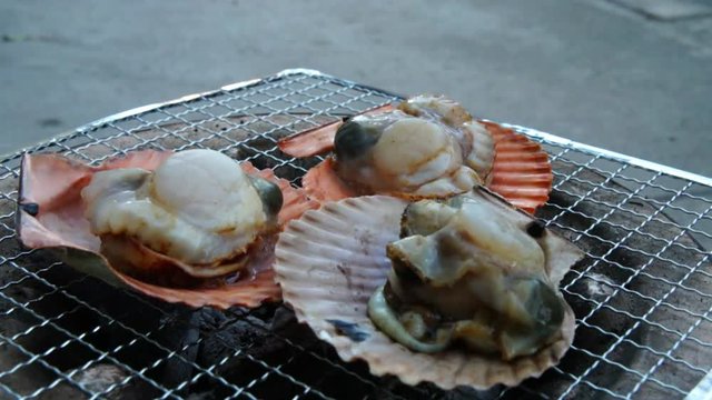 ヒオウギ貝のバーベキュー