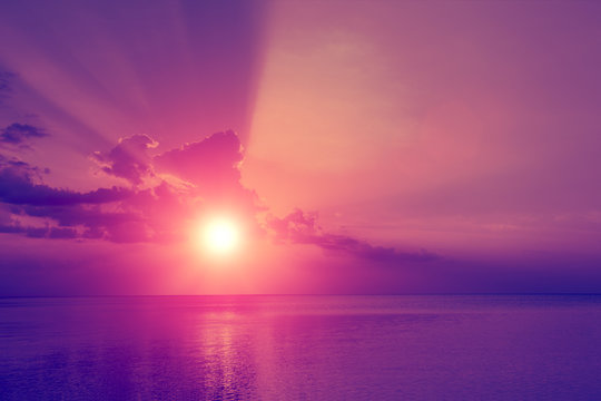 Fototapeta Magic purple sunset over sea