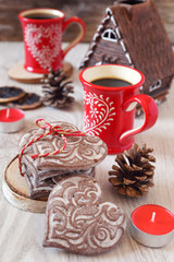 Two cup of coffee and gingerbread