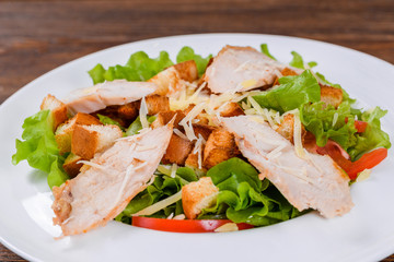 Salad with chicken and cheese