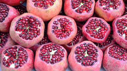 Pomegranate slices