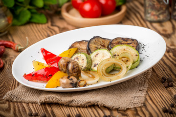 ealthy food, beautiful and tasty food on a plate