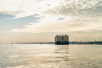 Obraz premium Nile river landscape with bots near Luxor city, Egypt