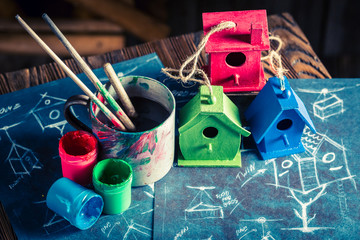 Cute small bird house and construction scheme