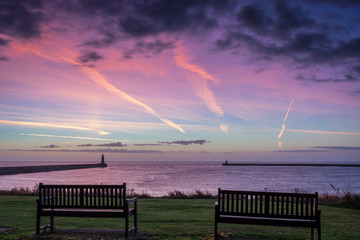 Naklejka premium Tynemouth in Twilight, at the mouth of the River Tyne which is located between South Shields and Tynemouth, where it enters the North Sea