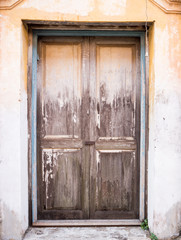 Fototapeta na wymiar Old vintage Brown wooden door