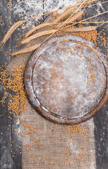 Fototapeta premium Bread bakery background, grain and wheat ears
