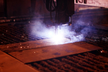 Plasma cutting of metal