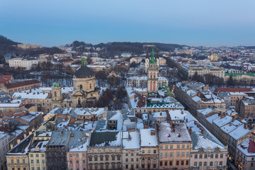Obraz premium Winter view on the downtown in Lviv, Ukraine.