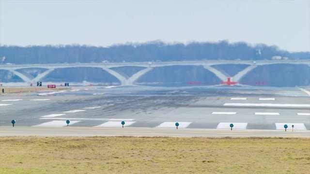 Airplane landing
