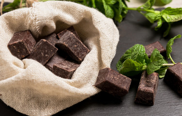dark chocolates squares flavored with mint