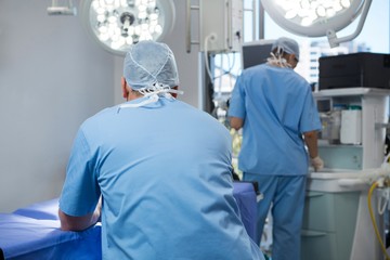 Surgeons in operation theater